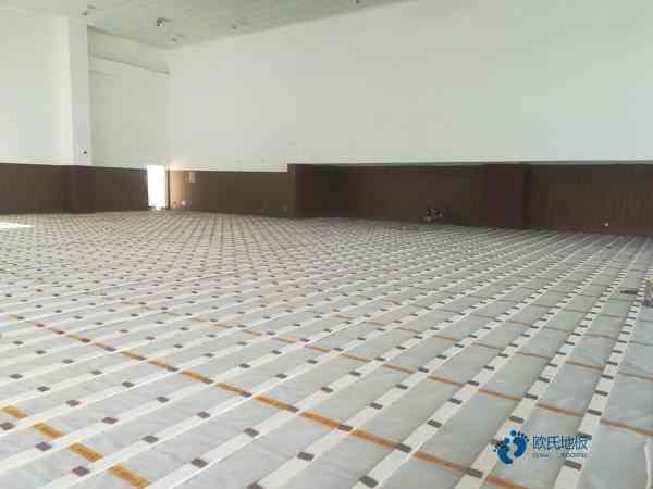 体育专用篮球场木地板3