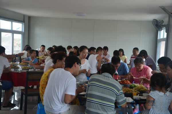 室内木地板篮球场施工全步骤视频2