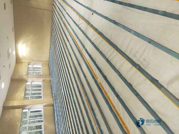 体育专用木地板安装3