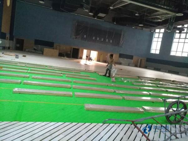 篮球馆木地板怎么施工2