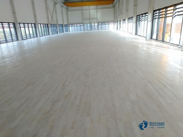 25厚运动场木地板哪种牌子好1