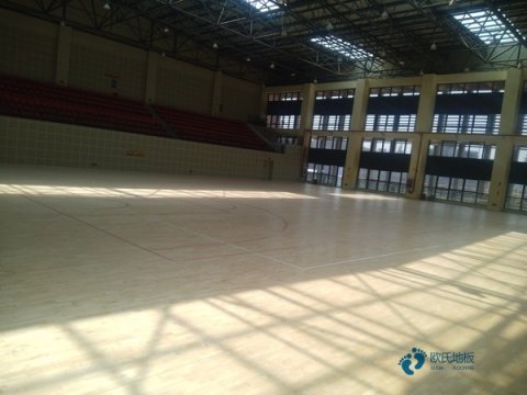 篮球馆木地板施工报价